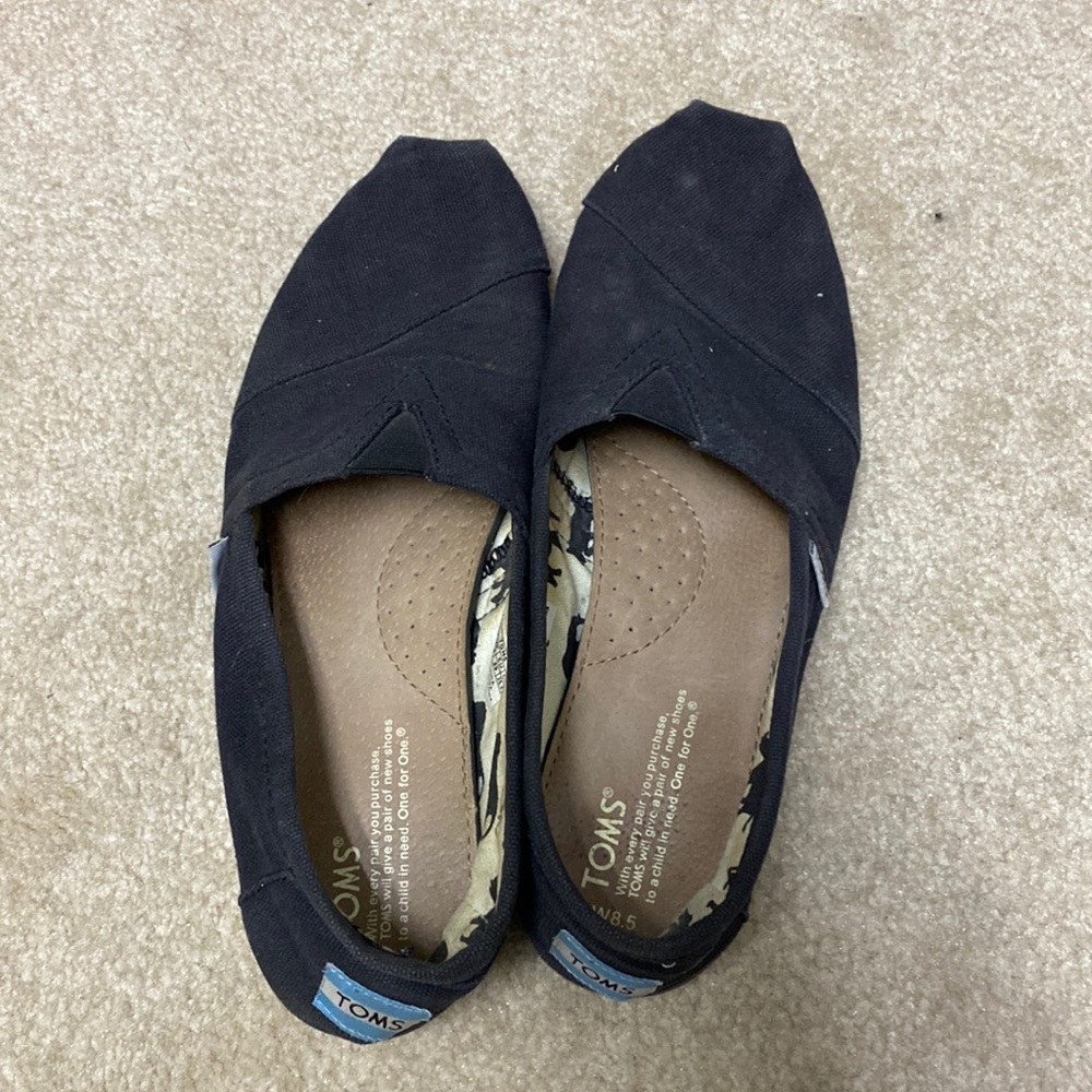 Toms Flat Slip on Black Shoes